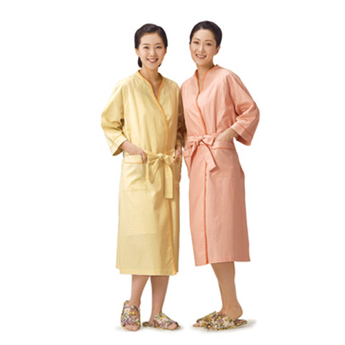 면도비 파이핑 가운