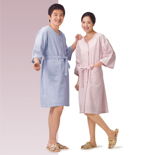 라운드 파이핑 가운