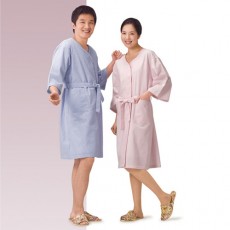 라운드 파이핑 가운