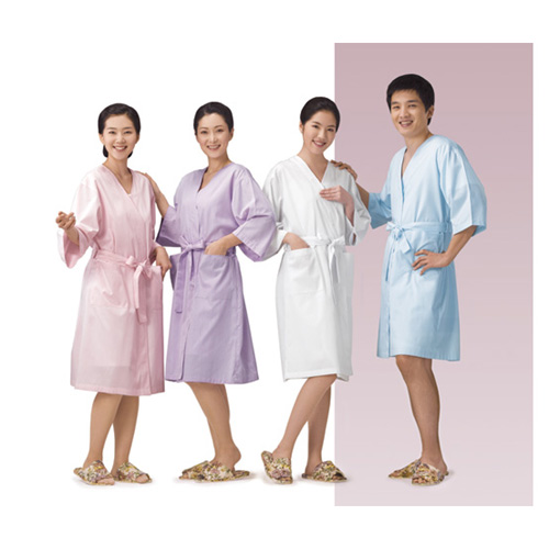 스트라이프 가운